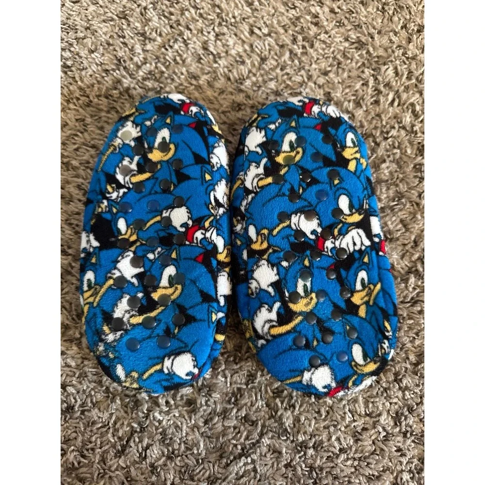 Sonic the hedgehog Boys Slippers Size‎ 3